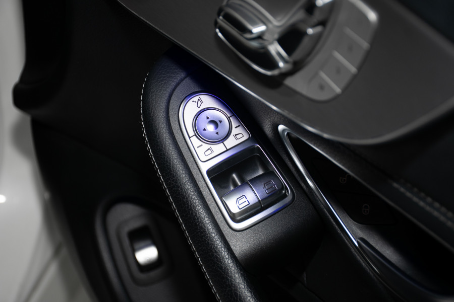 2020 Mercedes-Benz C-Class C200 Coupe Image 13