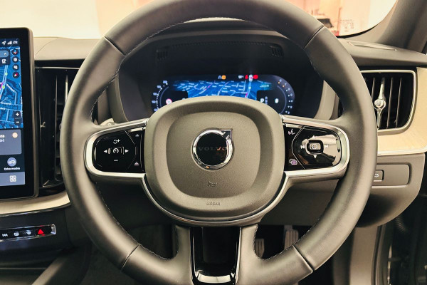 2025 MY26 Volvo XC60 UZ Plus B5 Bright SUV Image 17