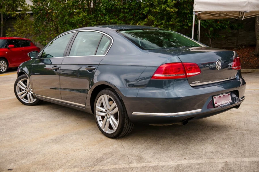 2013 MY14 Volkswagen Passat Type 3C V6 FSI Highline Sedan Image 2