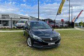 Holden Astra R BK 