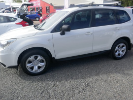 Subaru Forester 2.5i S4