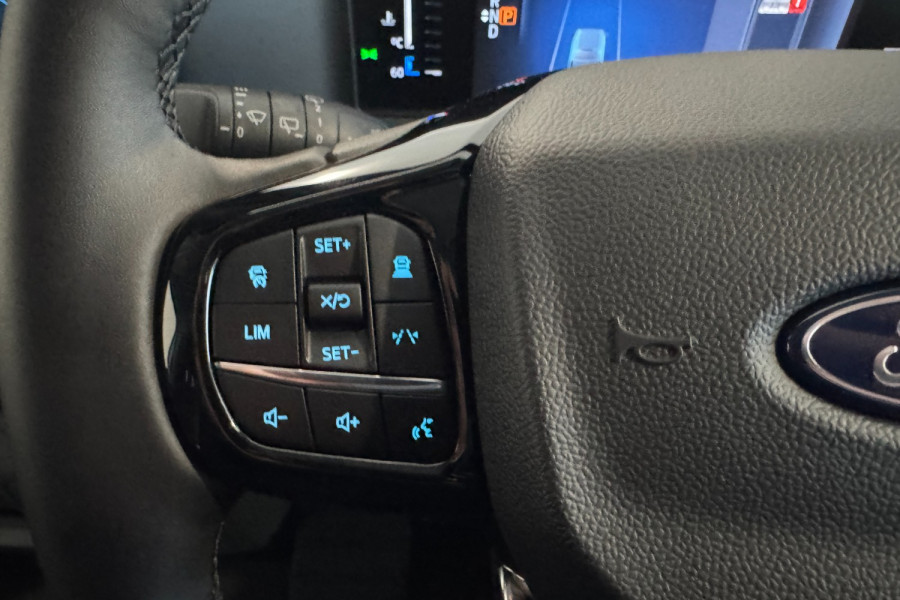 2024 MY24.50 Ford Transit Custom AV Trend SWB Van Image 16
