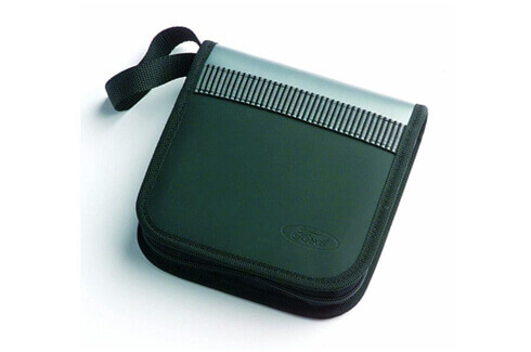 <img src="DVD / CD Wallet