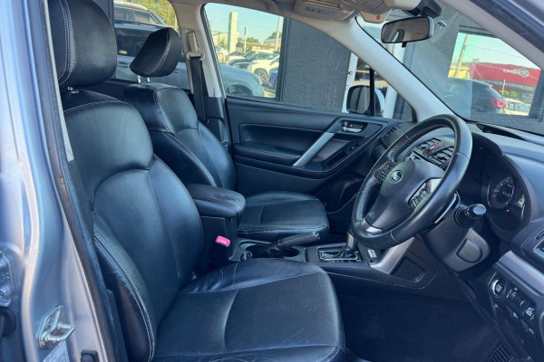 2013 Subaru Forester S4 2.5i-S SUV Image 19