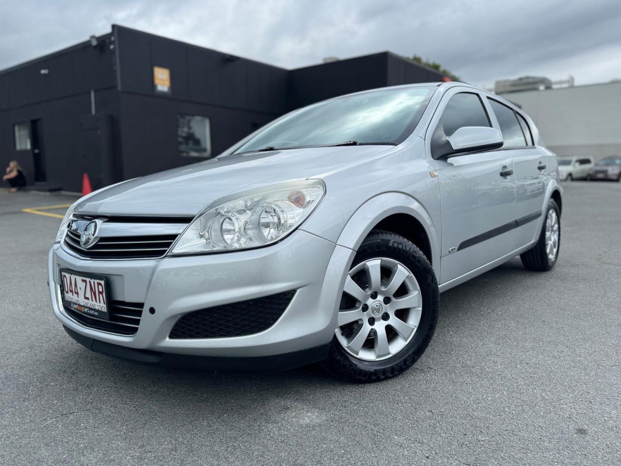 2008 Holden Astra AH CD Hatch Image 1