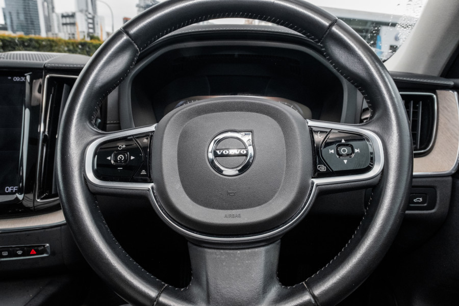 2020 Volvo XC60 UZ T5 SUV Image 10