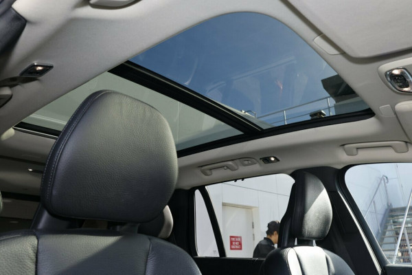 2020 Volvo XC90 L Series T6 Inscription SUV Image 19