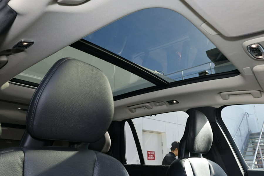 2020 Volvo XC90 L Series T6 Inscription SUV Image 19