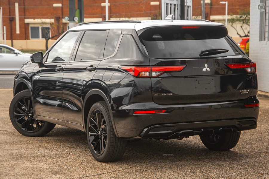 2024 Mitsubishi Outlander ZM PHEV GSR SUV Image 6