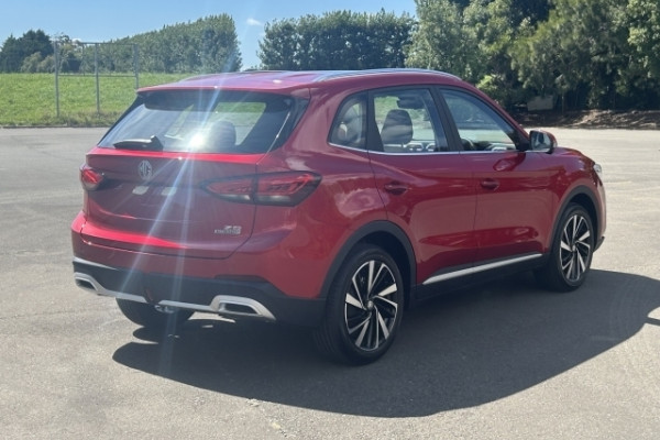 2025 MG ZS ZS32 Essence Turbo SUV