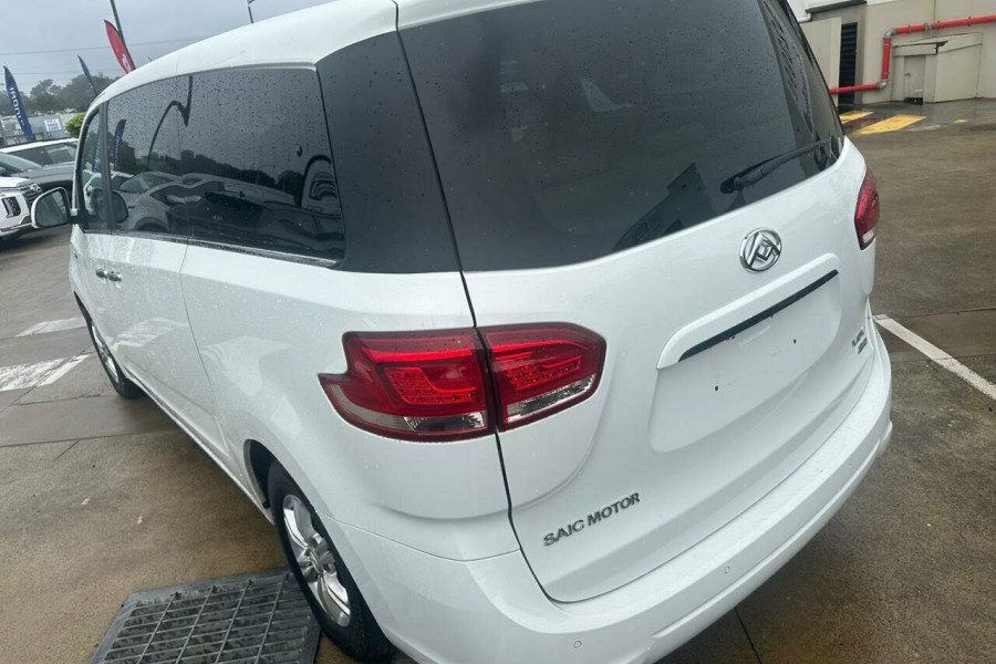 2019 LDV G10 SV7A Wagon Image 6