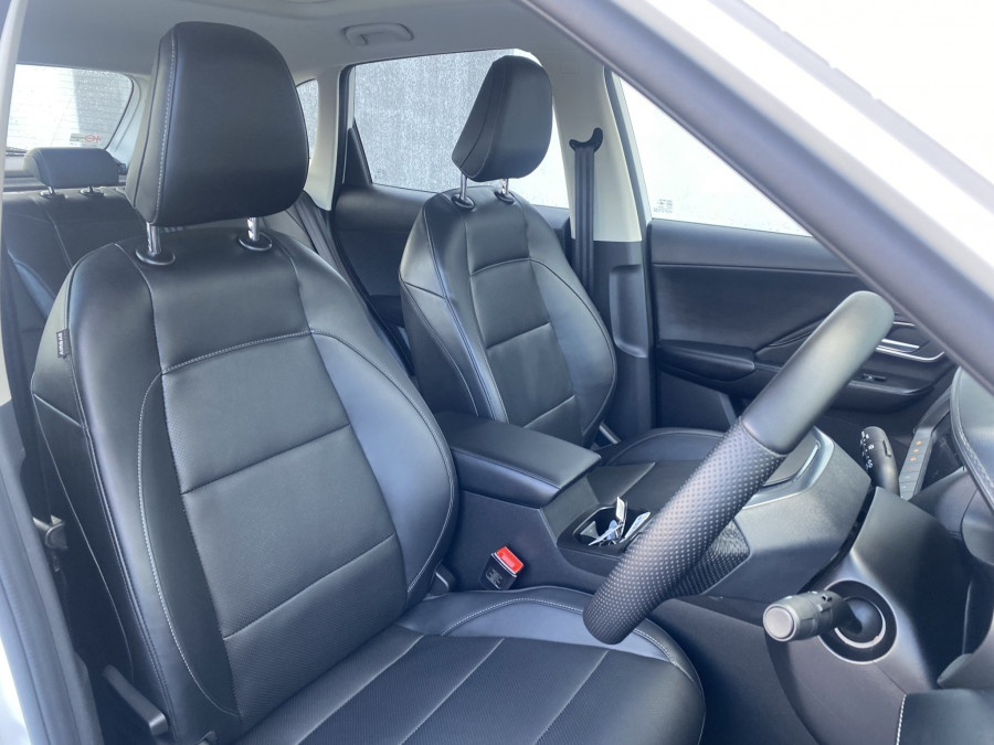 2026 MG ZS ZS32 Essence SUV Image 9