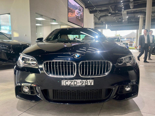 2015 BMW 5 Series F10 LCI 520i M Sport Sedan image 7