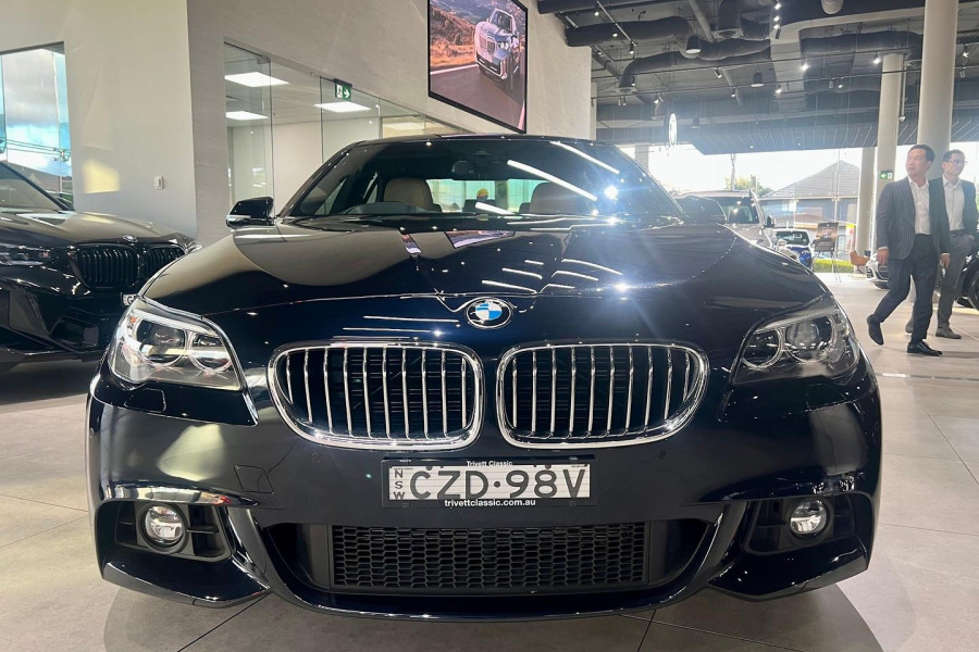 2015 BMW 5 Series F10 LCI 520i M Sport Sedan