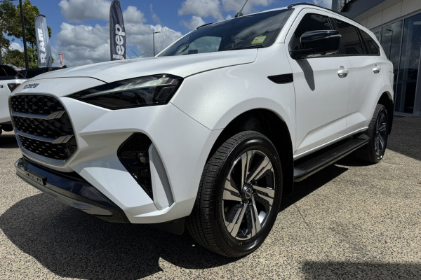 2026 Isuzu MU-X RJ LS-T SUV Image 7