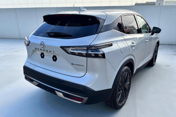 2025 Nissan QASHQAI J12 Ti e-POWER SUV Image 7
