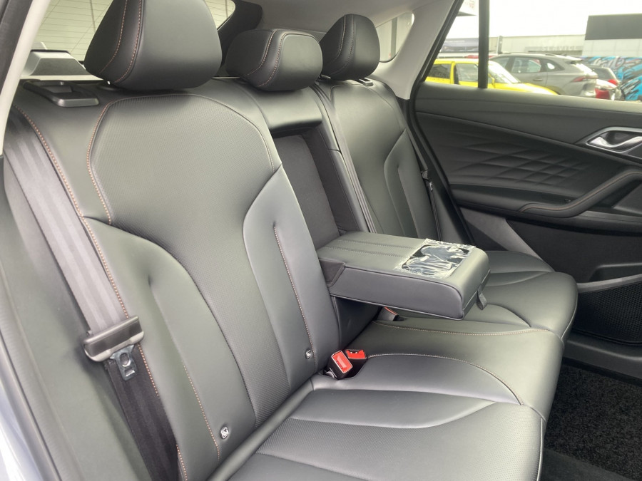 2026 MG HS Essence SUV Image 10