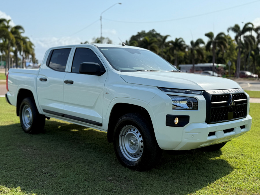2026 Mitsubishi Triton MV GLX Ute Image 1