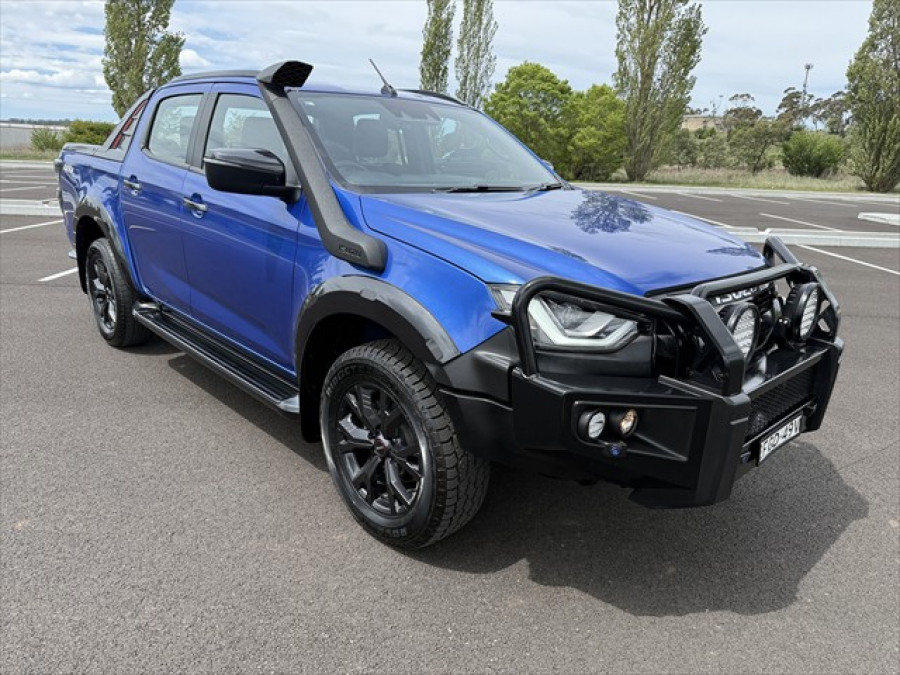 2023 Isuzu D-MAX RG X-TERRAIN Ute Image 2