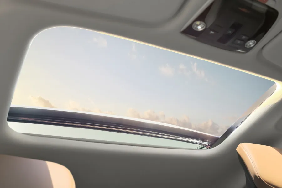 Wide Sunroof