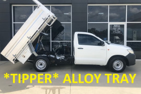 Toyota HiLux WORKMATE TGN16R MY14