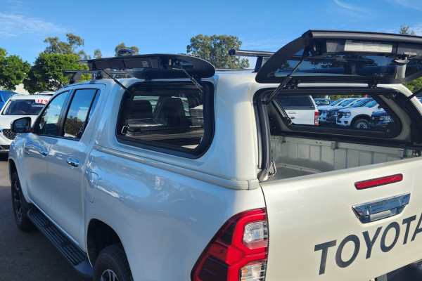 2022 Toyota HiLux GUN126R SR5 Ute Image 18