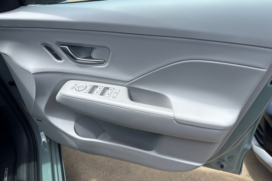 2024 MY25 Hyundai KONA SX2.V2  Electric Premium SUV Image 11