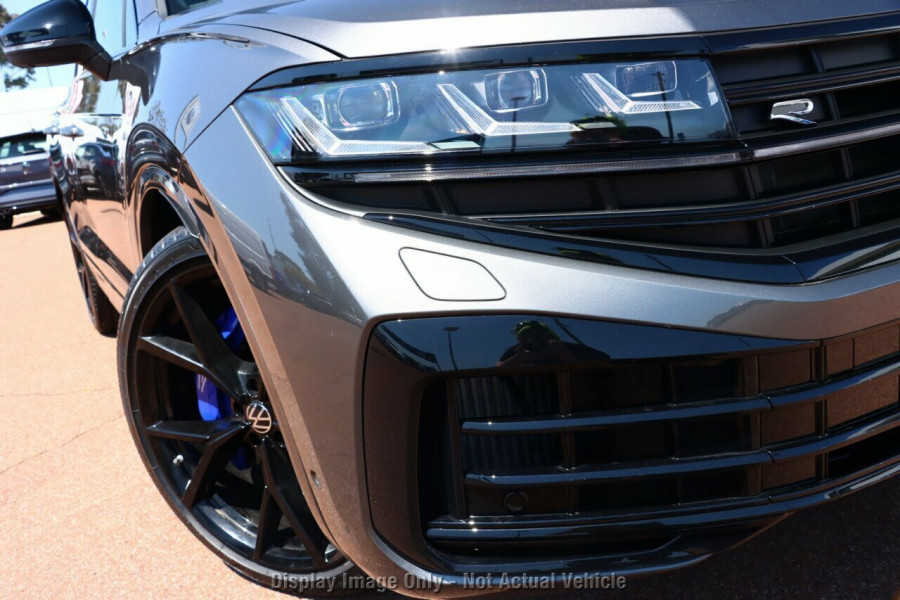 2026 Volkswagen Touareg RC R SUV Image 2
