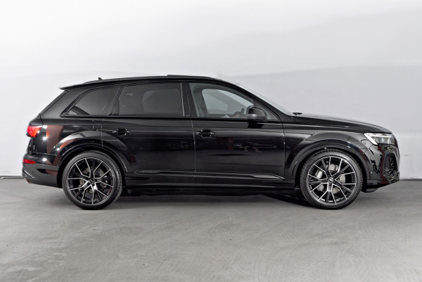 2026 Audi Q7 4M TFSI 250kW S line SUV image 4