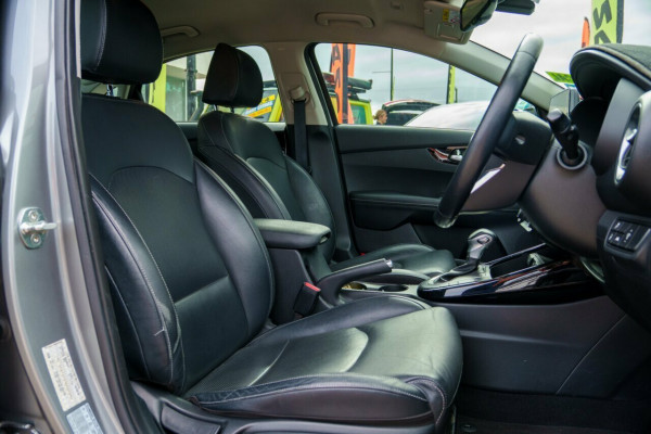 2018 MY19 Kia Cerato BD Sport+ Sedan Image 18