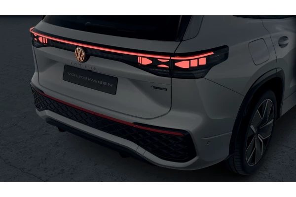 2025 Volkswagen Tayron R4 195TSI R-Line SUV Image 5