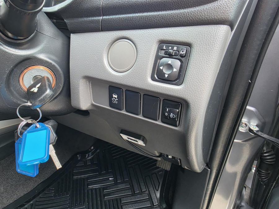 2017 Mitsubishi Triton MQ GLS Ute Image 16