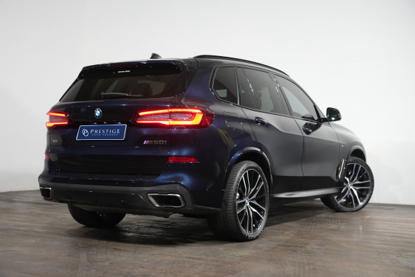 2022 BMW X5 M50i SUV image 7