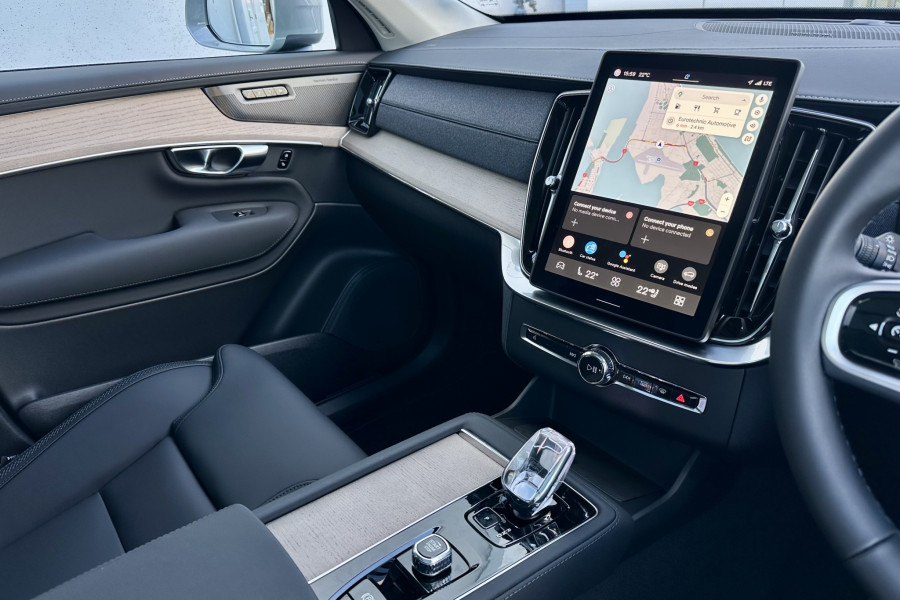 2025 Volvo XC90 L Series Ultra B5 Bright SUV Image 19