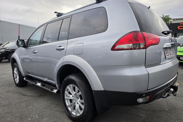 2014 Mitsubishi Challenger PC LS SUV Image 9