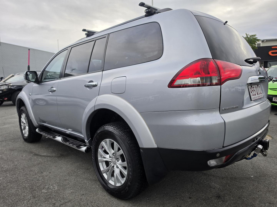 2014 Mitsubishi Challenger PC LS SUV Image 9