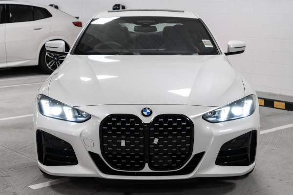 2025 BMW 4 Series G22 LCI 430i M Sport Coupe image 3