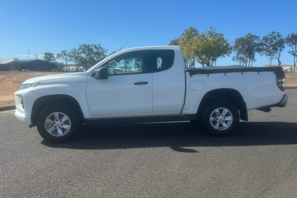 2022 MY23 Mitsubishi Triton MR GLX+ Ute Image 6