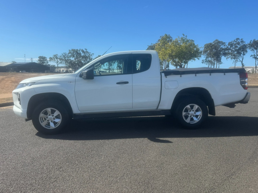 2022 MY23 Mitsubishi Triton MR GLX+ Ute Image 6