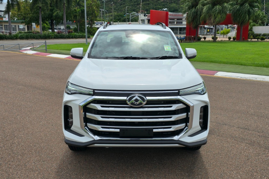 2025 LDV T60 SK8C Max PRO Ute Image 14