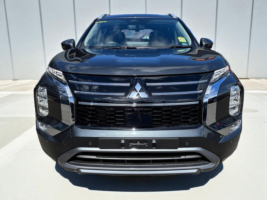 2025 Mitsubishi Outlander ZM Exceed SUV Image 2