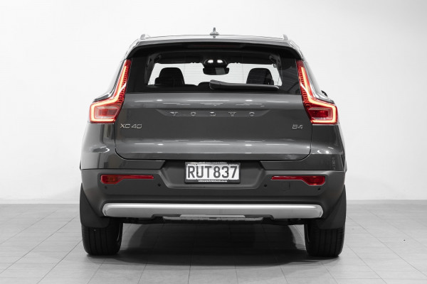 2026 Volvo XC40 XZ Plus B4 SUV Image 7