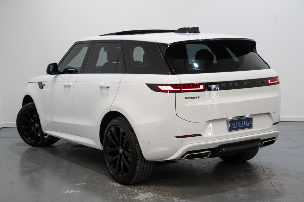 2025 Land Rover Range Rover Sport L461 P400 Dynamic SE SUV Image 9