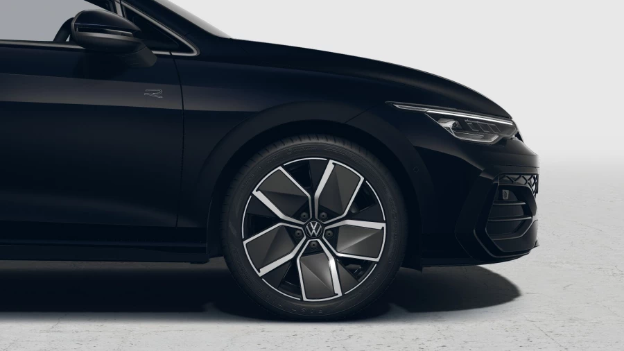2025 Volkswagen Golf 8.5 110TSI R-Line Hatch Image 4
