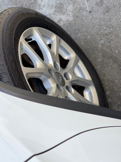 2016 Jeep Cherokee KL MY16 Sport Suv Image 3