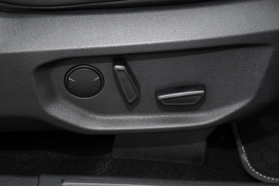 2026 Volkswagen Amarok NF Dark Label Ute Image 18