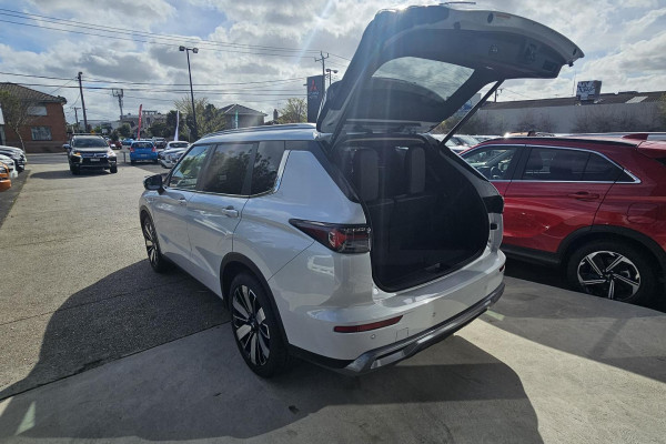 2026 MY25 Mitsubishi Outlander ZM Aspire SUV Image 5