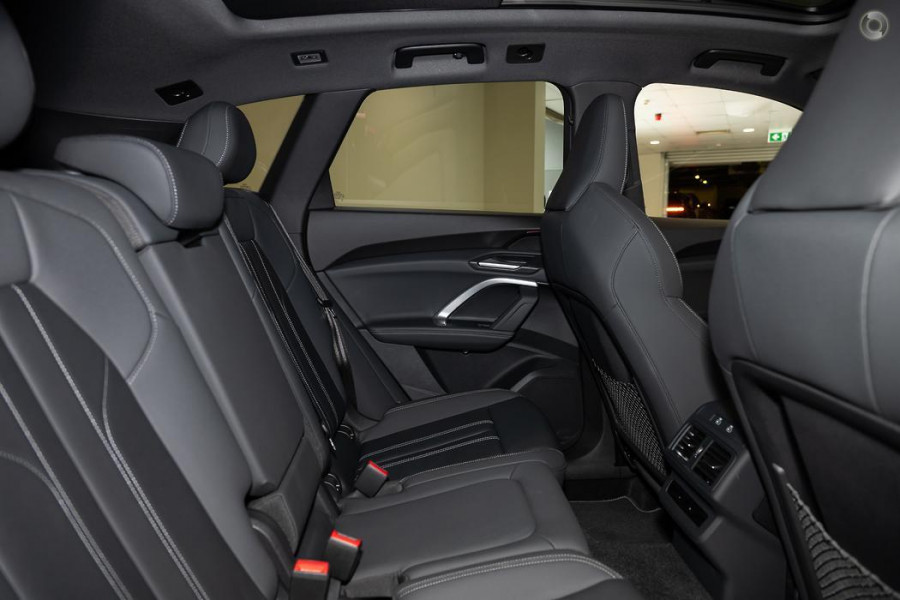 2025 Audi SQ5 FY SUV
