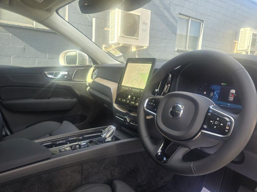 2026 Volvo XC60 UZ Plus B5 Bright SUV Image 15