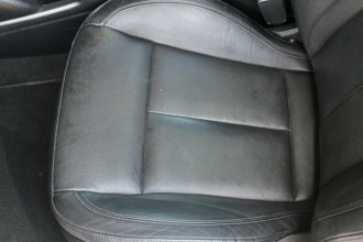 2012 Hyundai Veloster FS + Coupe Hatchback image 18